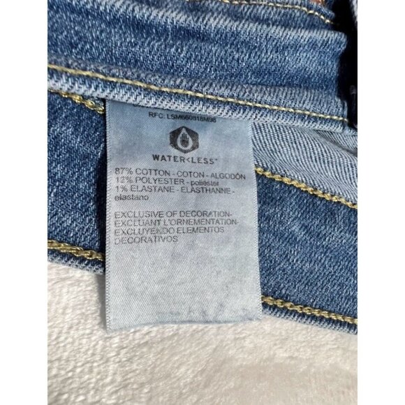 Womens Levis High Waisted Mom Ripped Jeans Size 26x38 - Picture 12 of 16